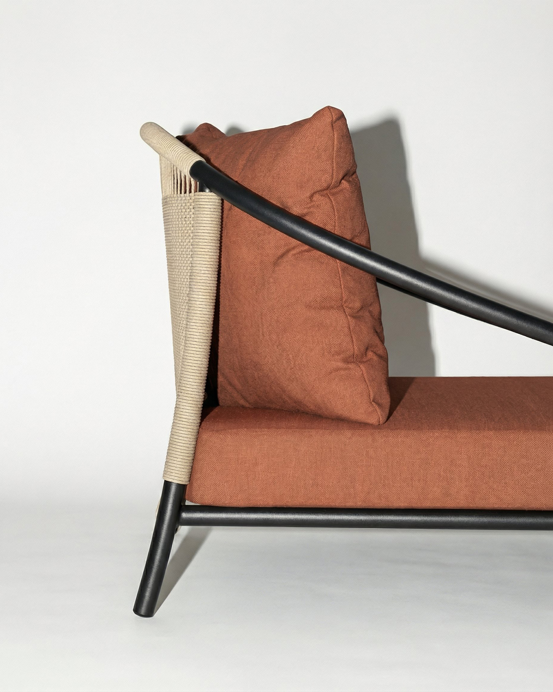 Arata Outdoor Furniture by Valerio Sommella Studio for SKLD Studio