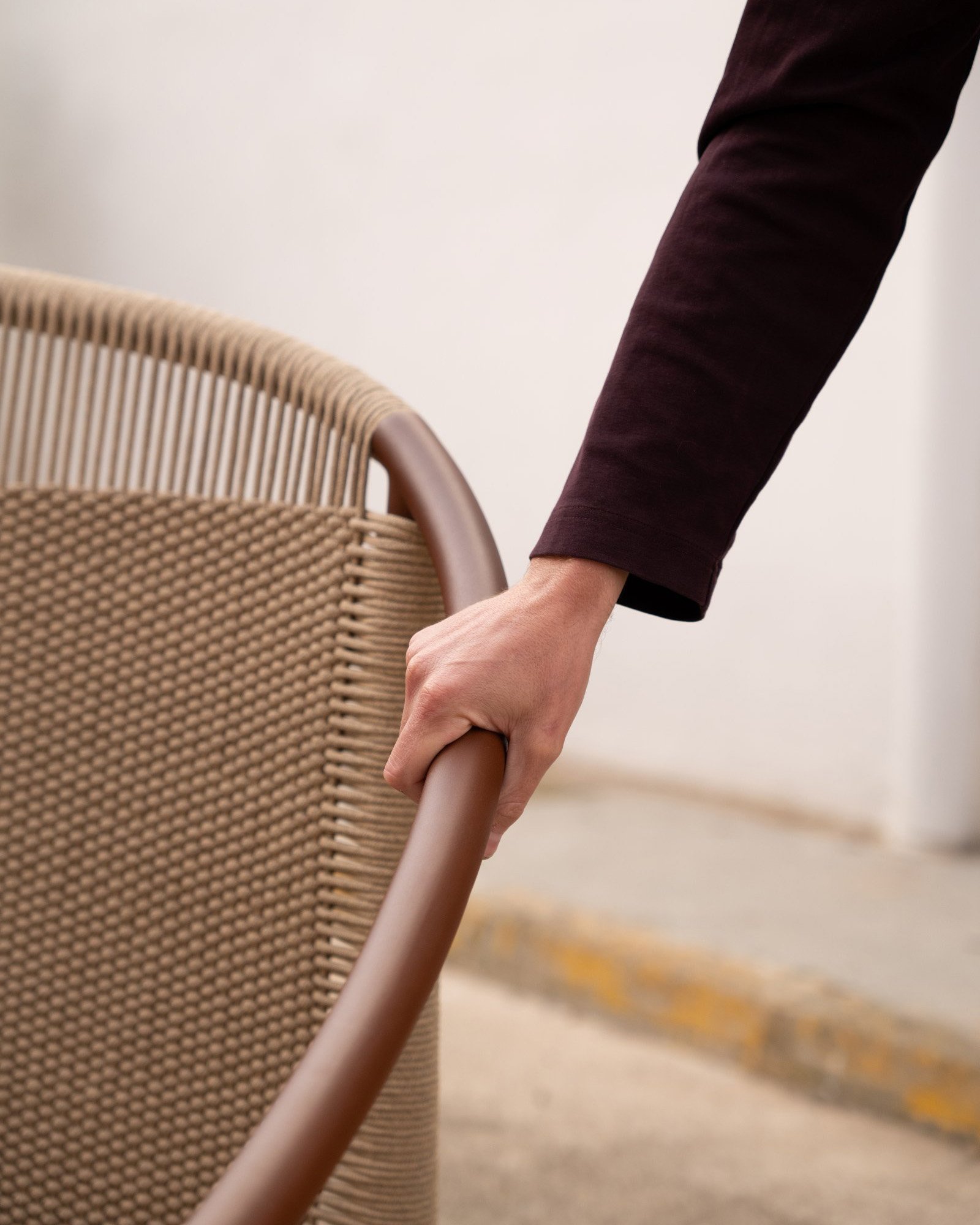 Arata Outdoor Furniture by Valerio Sommella Studio for SKLD Studio