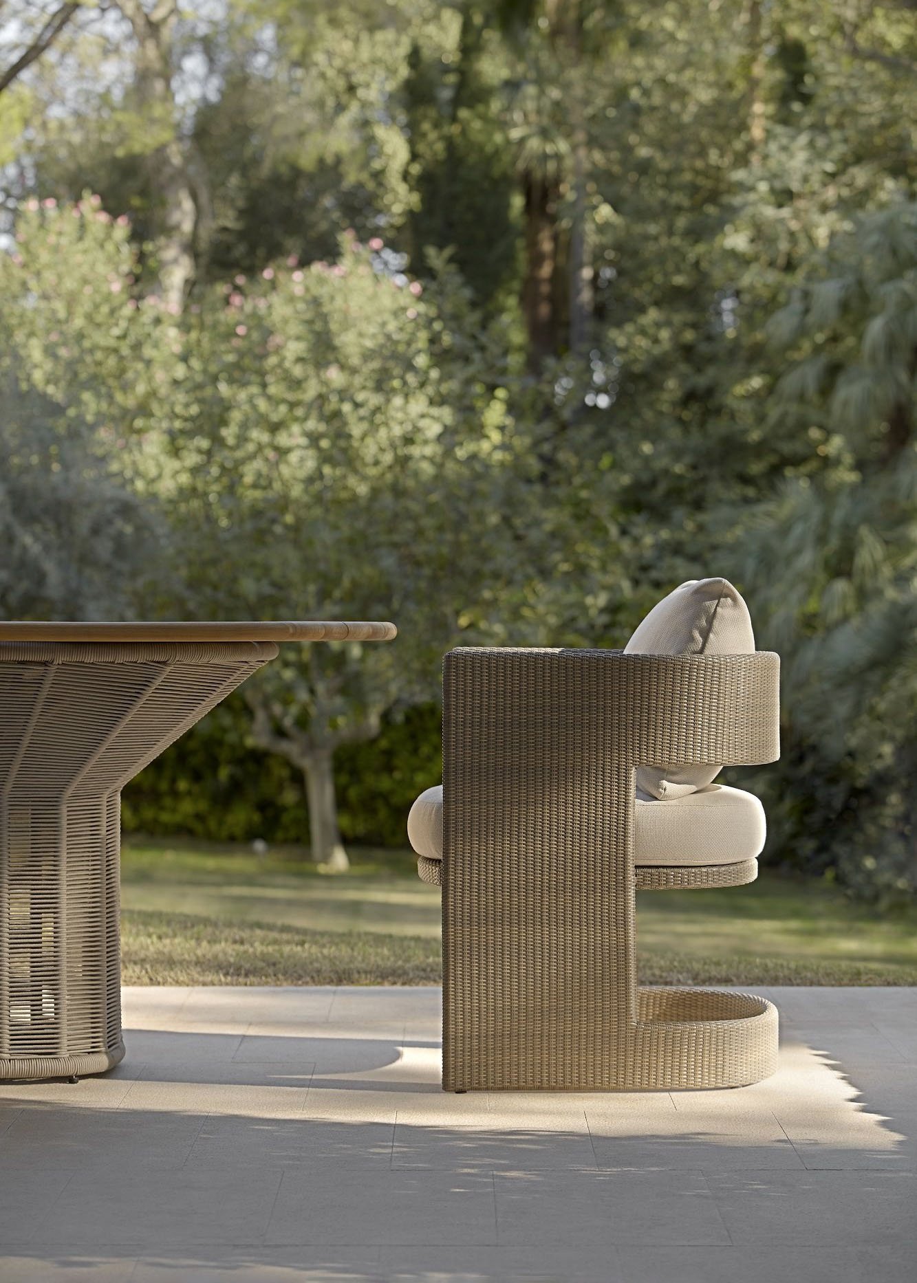 Laurel Outdoor Seating by Valerio Sommella Studio for Danao