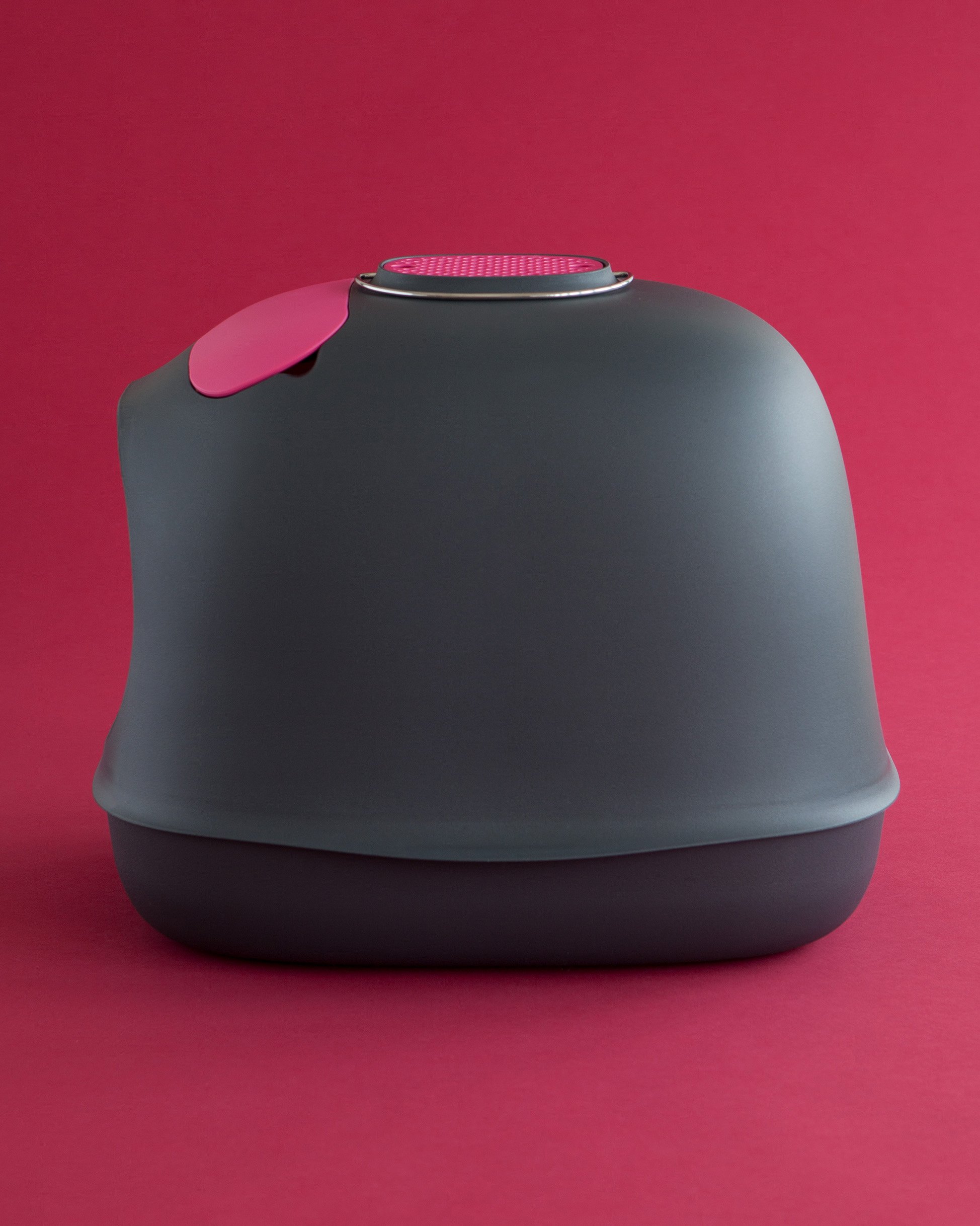 Minù Travel Pet Carrier by Valerio Sommella Studio for United Pets