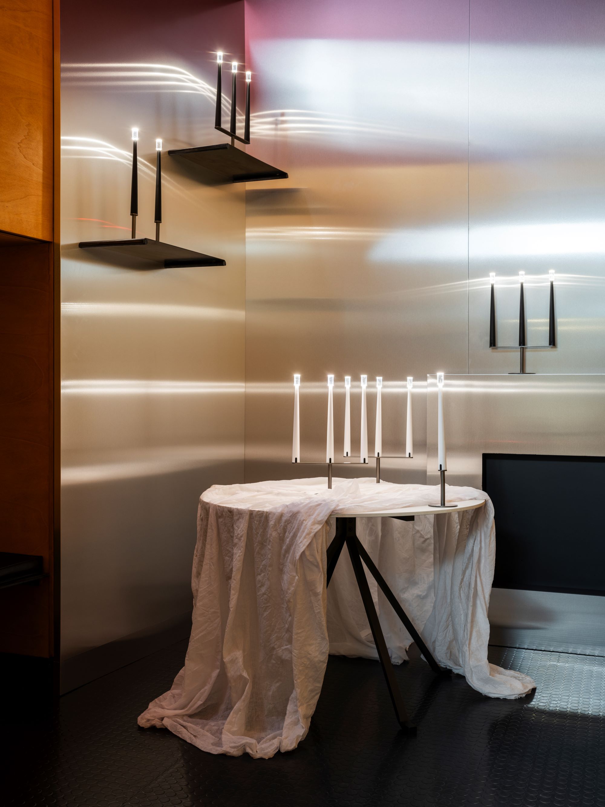 Sorrento Wireless Portable Lamp by Valerio Sommella Studio for Nemo