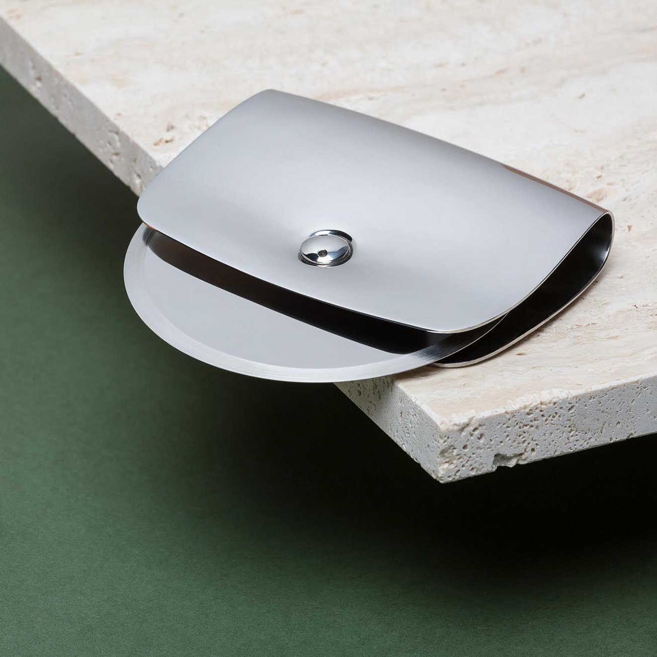 Taio Pizza Cutter by Valerio Sommella Studio for Alessi