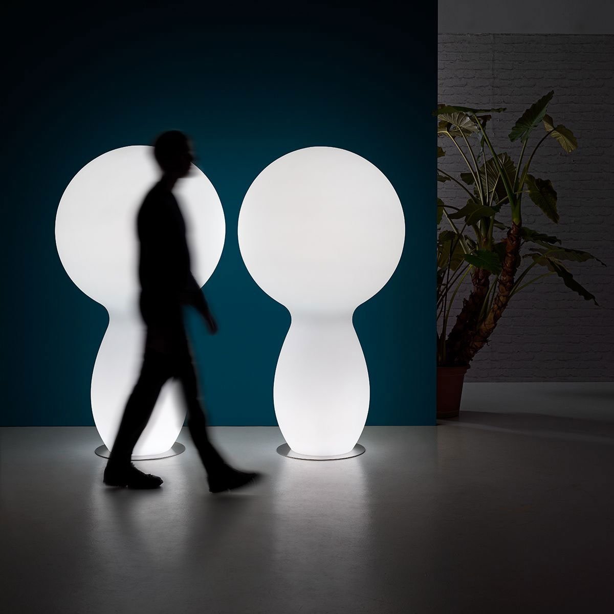 Trim Topiary Planter by Valerio Sommella Studio for Plust